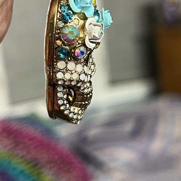 💗NIB BETSEY JOHNSON BLING SUGAR SKULL NECKLACE💗 - Picture 14 of 17